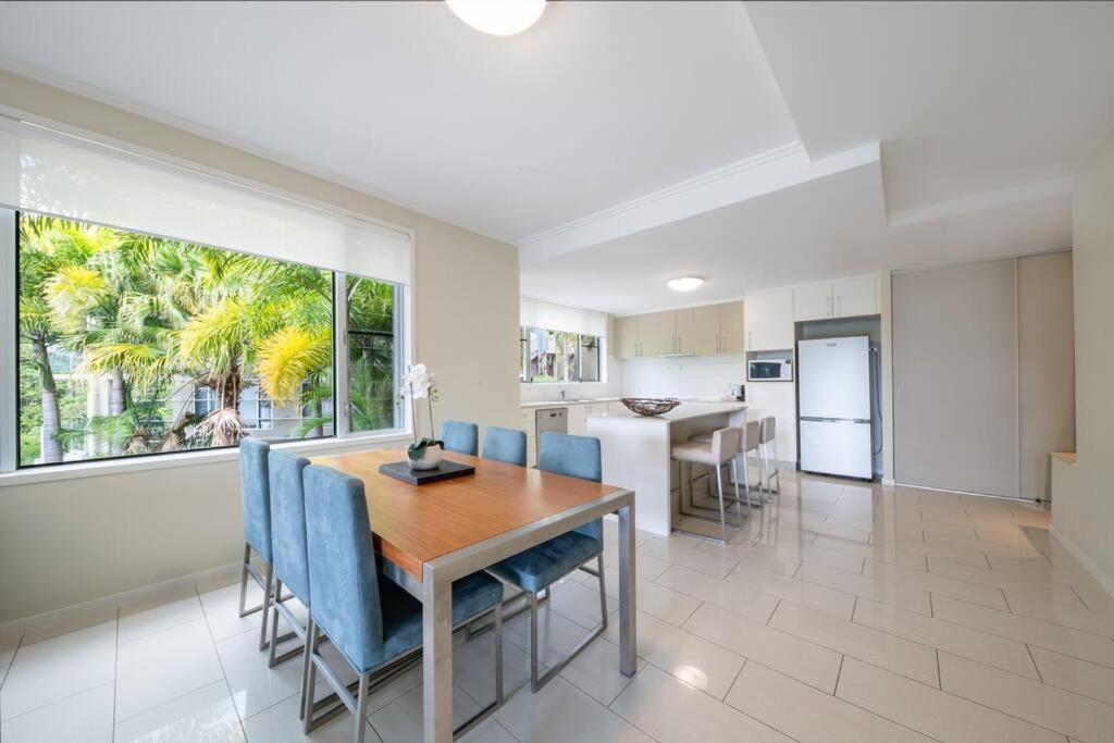 Apartment Whitsundays Ocean & Rainforest Views Airlie